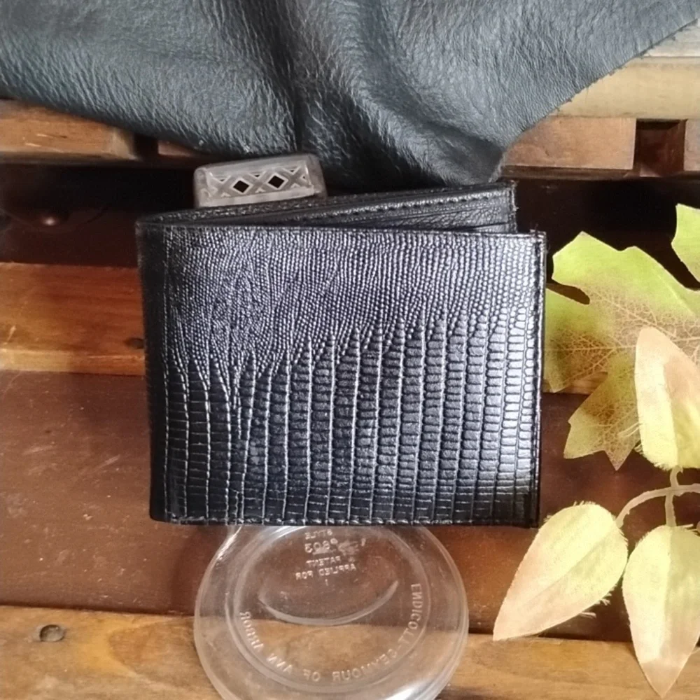 Black Tri Fold Textured  Leather Men's Wallet